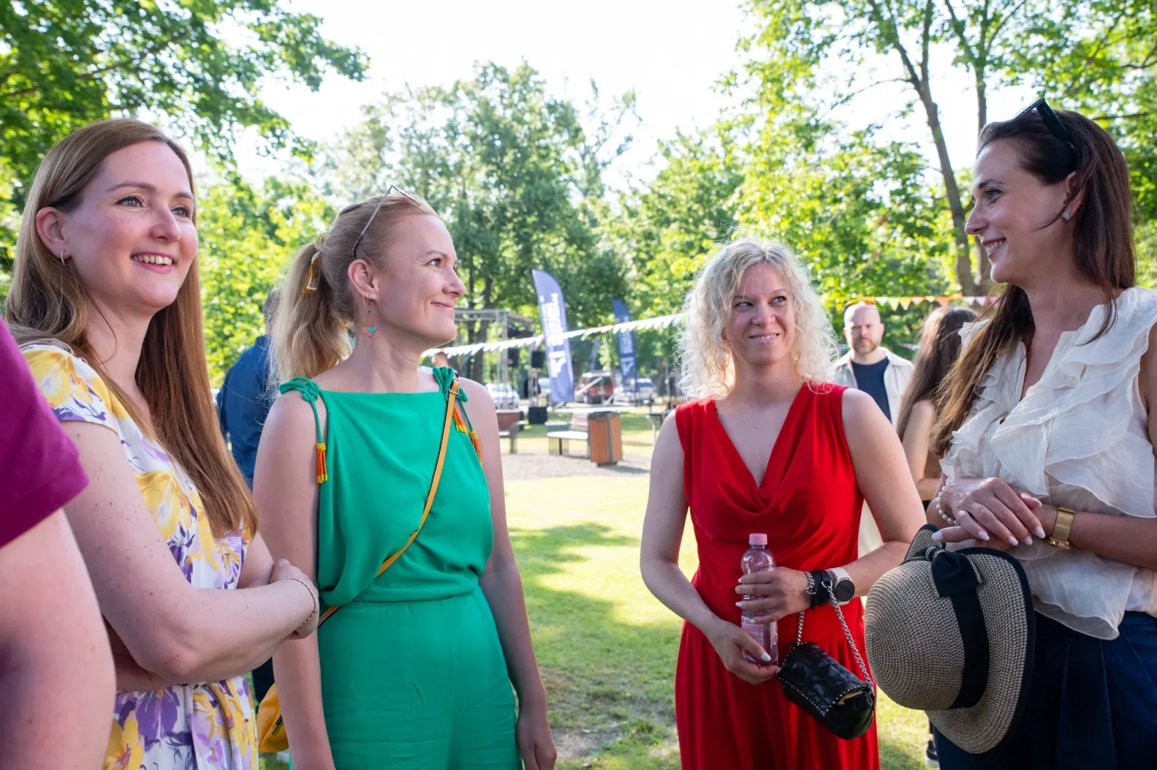 SZE_DFK_Alumni_kerti_party_2025_06_20_Korinek_Bettina_09.webp