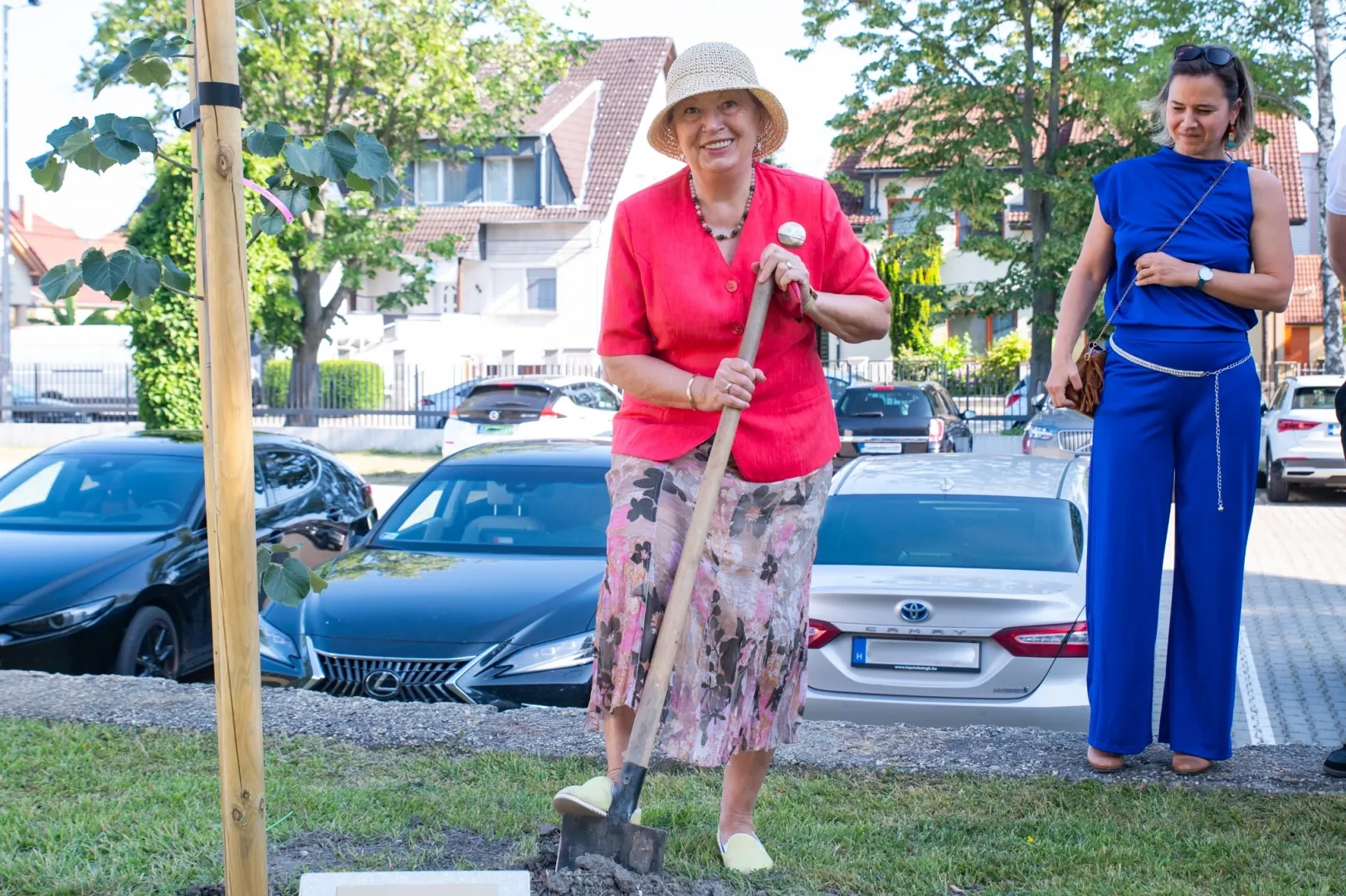 SZE_DFK_Alumni_kerti_party_2025_06_20_Korinek_Bettina_15.webp