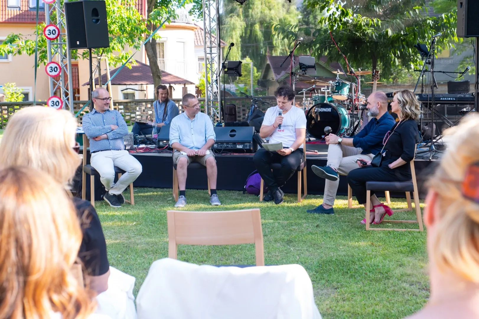 SZE_DFK_Alumni_kerti_party_2025_06_20_Korinek_Bettina_36.webp